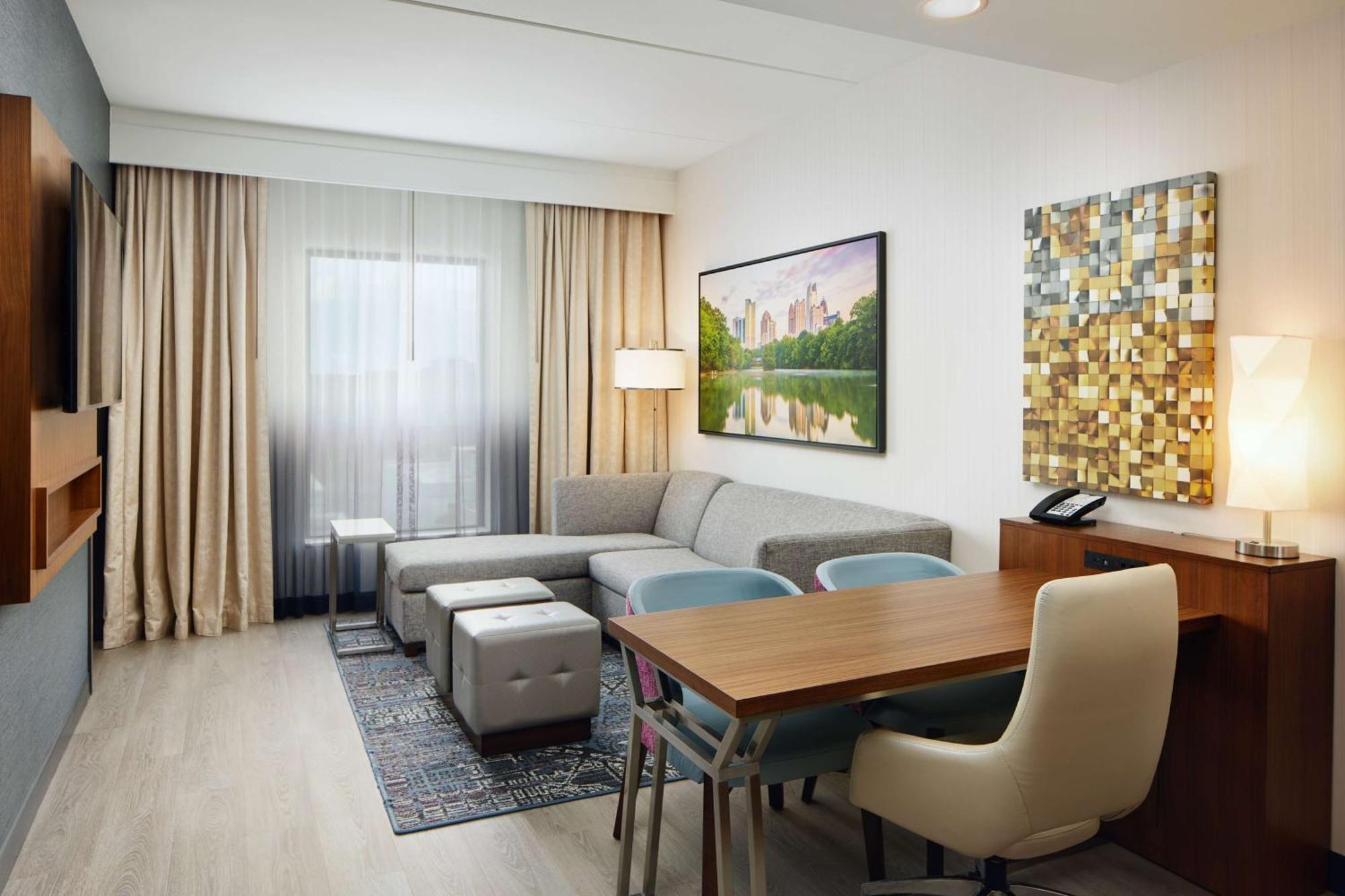 Embassy Suites By Hilton Atlanta Airport North Hapeville Exteriör bild