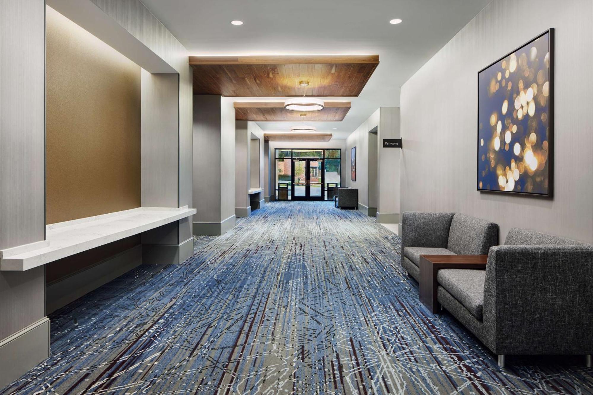 Embassy Suites By Hilton Atlanta Airport North Hapeville Exteriör bild