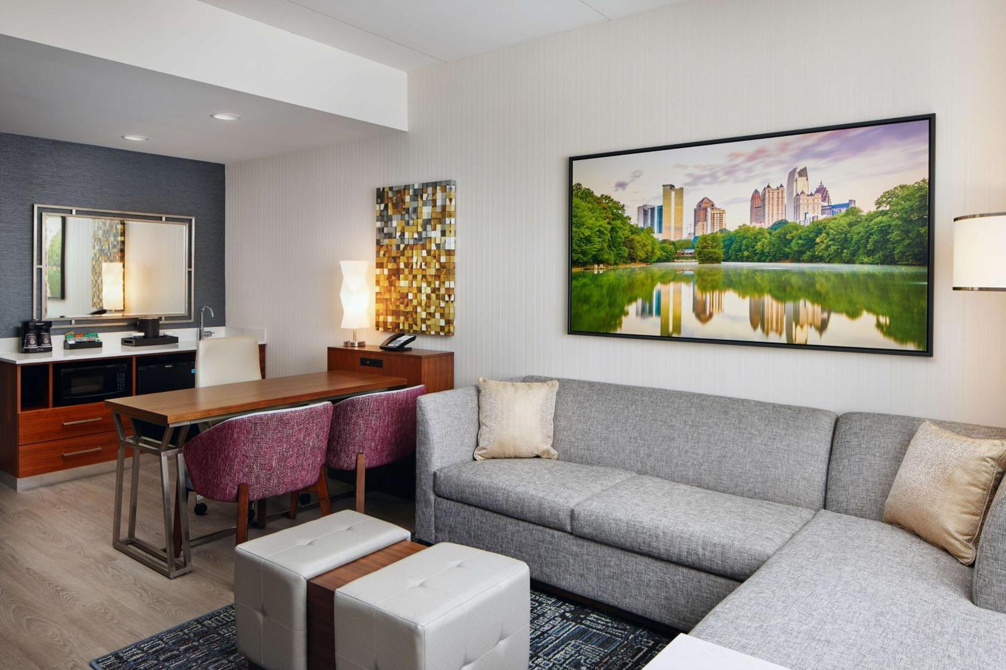 Embassy Suites By Hilton Atlanta Airport North Hapeville Exteriör bild