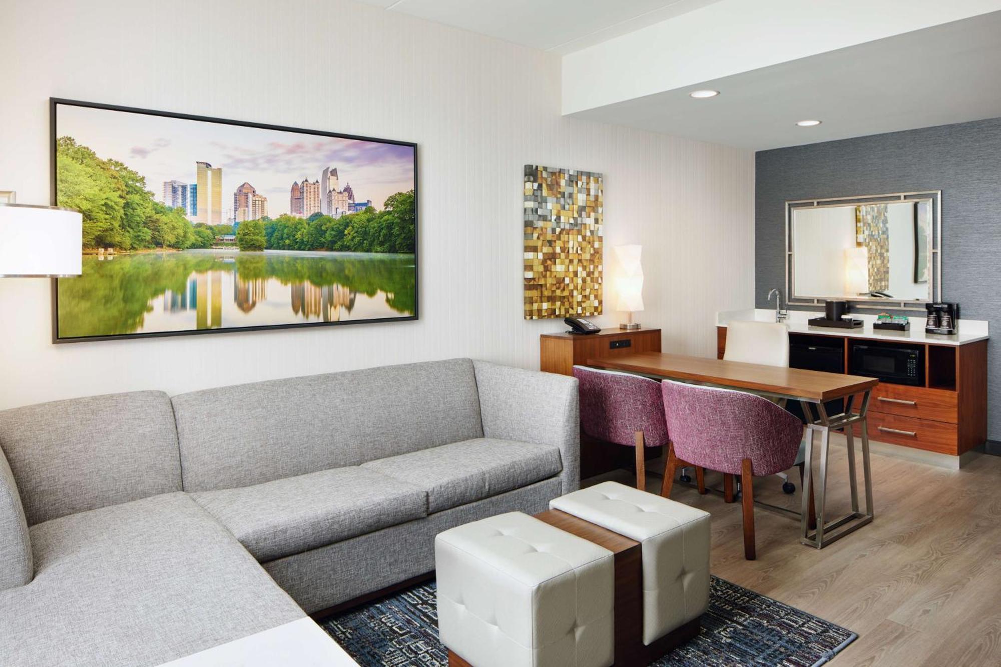 Embassy Suites By Hilton Atlanta Airport North Hapeville Exteriör bild