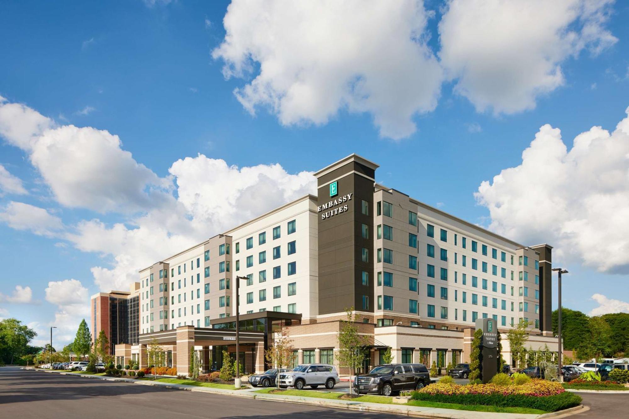 Embassy Suites By Hilton Atlanta Airport North Hapeville Exteriör bild